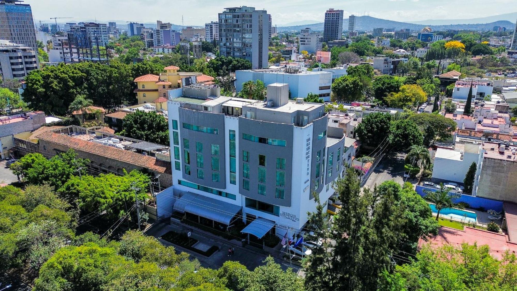 Meson Ejecutivo Guadalajara Minerva - Av Mexico Hotel Exterior photo