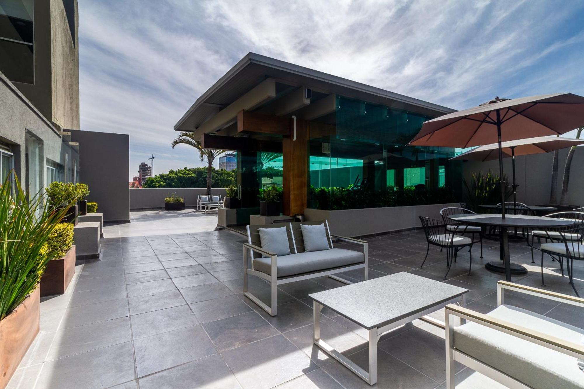 Meson Ejecutivo Guadalajara Minerva - Av Mexico Hotel Exterior photo